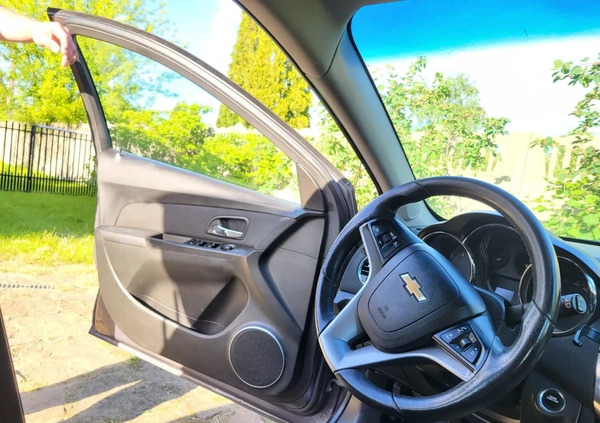 Chevrolet Cruze cena 24900 przebieg: 253000, rok produkcji 2012 z Mikołów małe 92